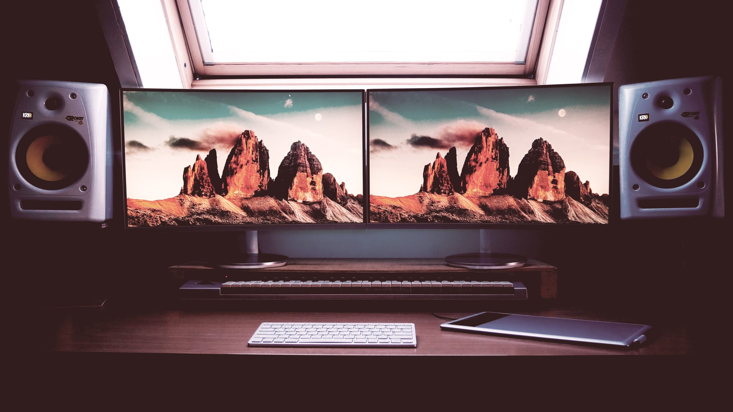 Wallpaper Alam Dual Monitor untuk Tampilan Lebih Segar